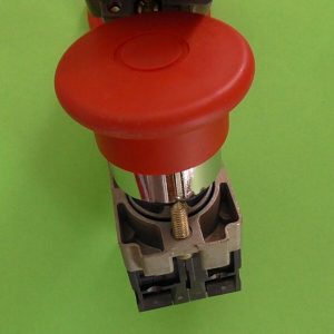 ARRET D'URGENCE NO+NC TELEMECANIQUE  imergency stop   ZBE-102 -101  COUP  POING